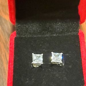 1 carat princess cut diamond earrings